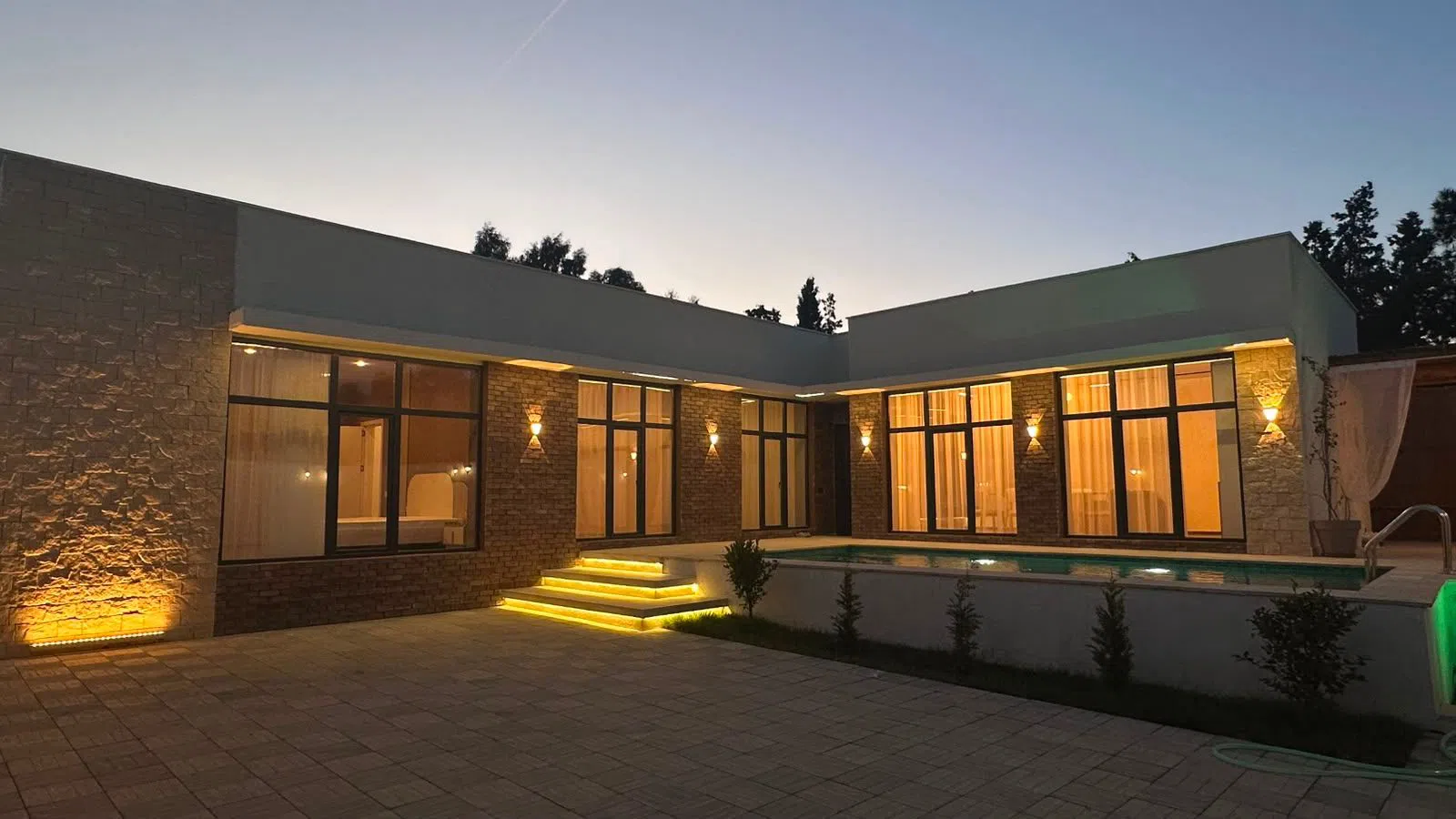 4 otaqlı bağ evi 140 m² 3.5 sot torpaq sahəsində satılır - Tenderyard